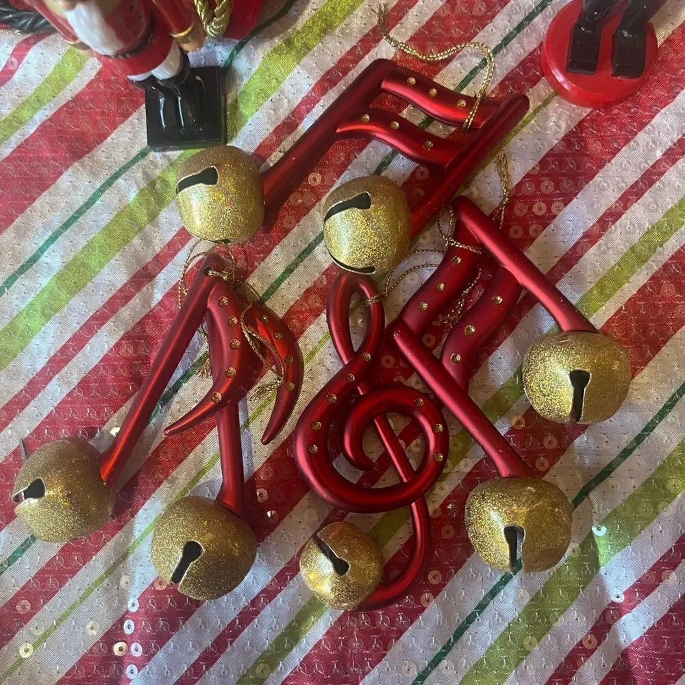 Musical Note Ornament Set!